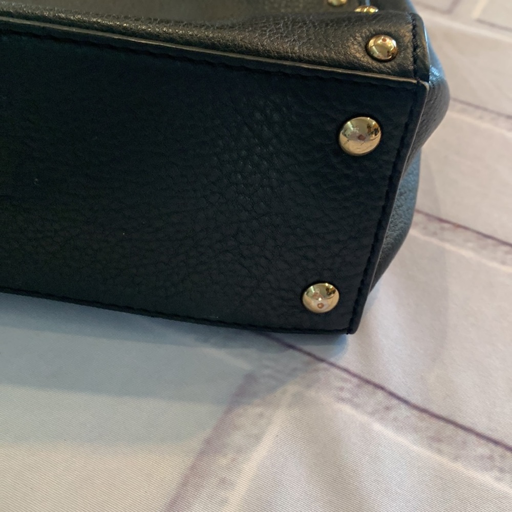 Michael Kors purse - Picture 7 of 11
